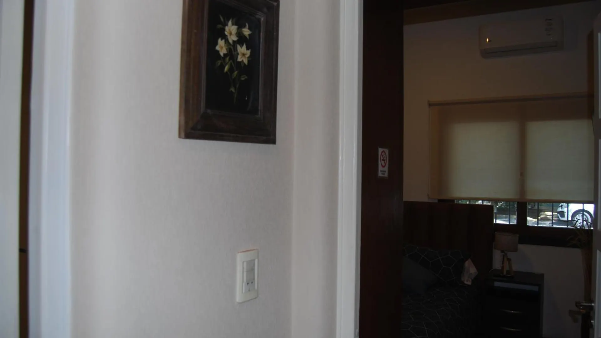 Cosmo Mendoza Suites Apartment