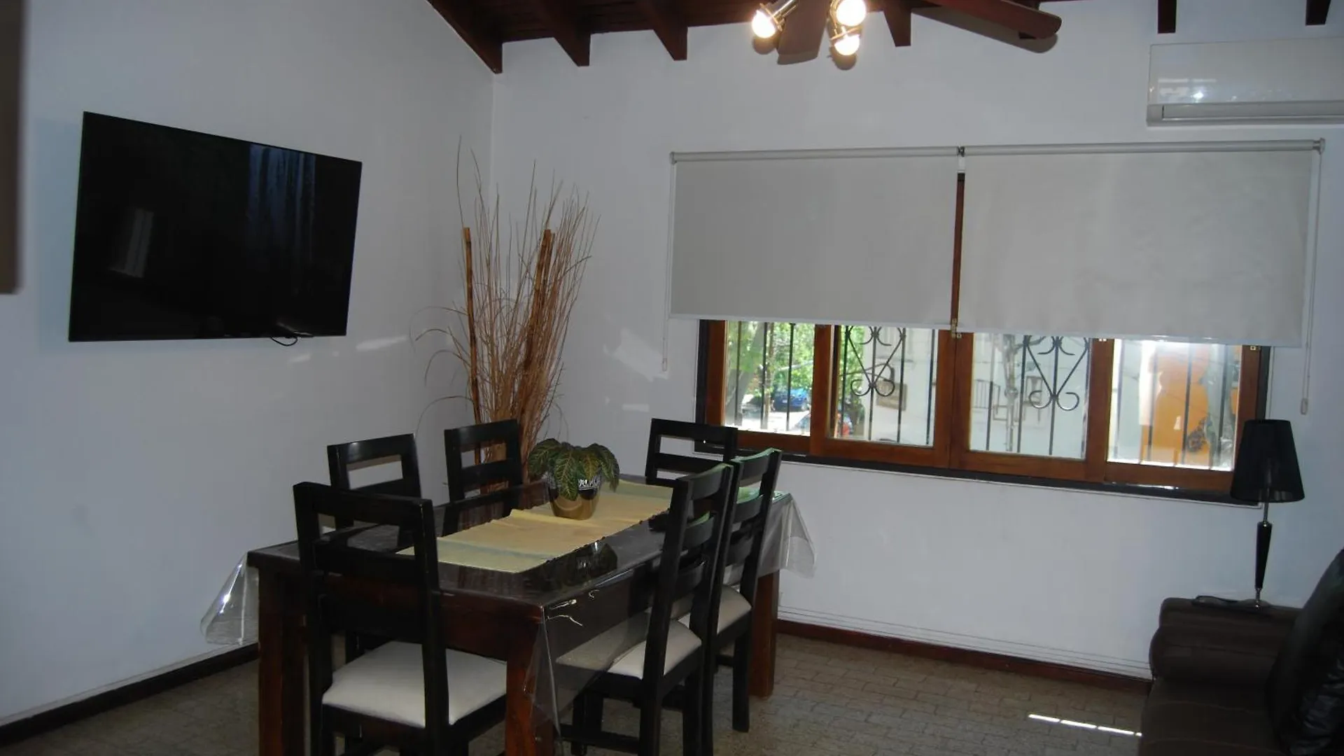 Cosmo Mendoza Suites