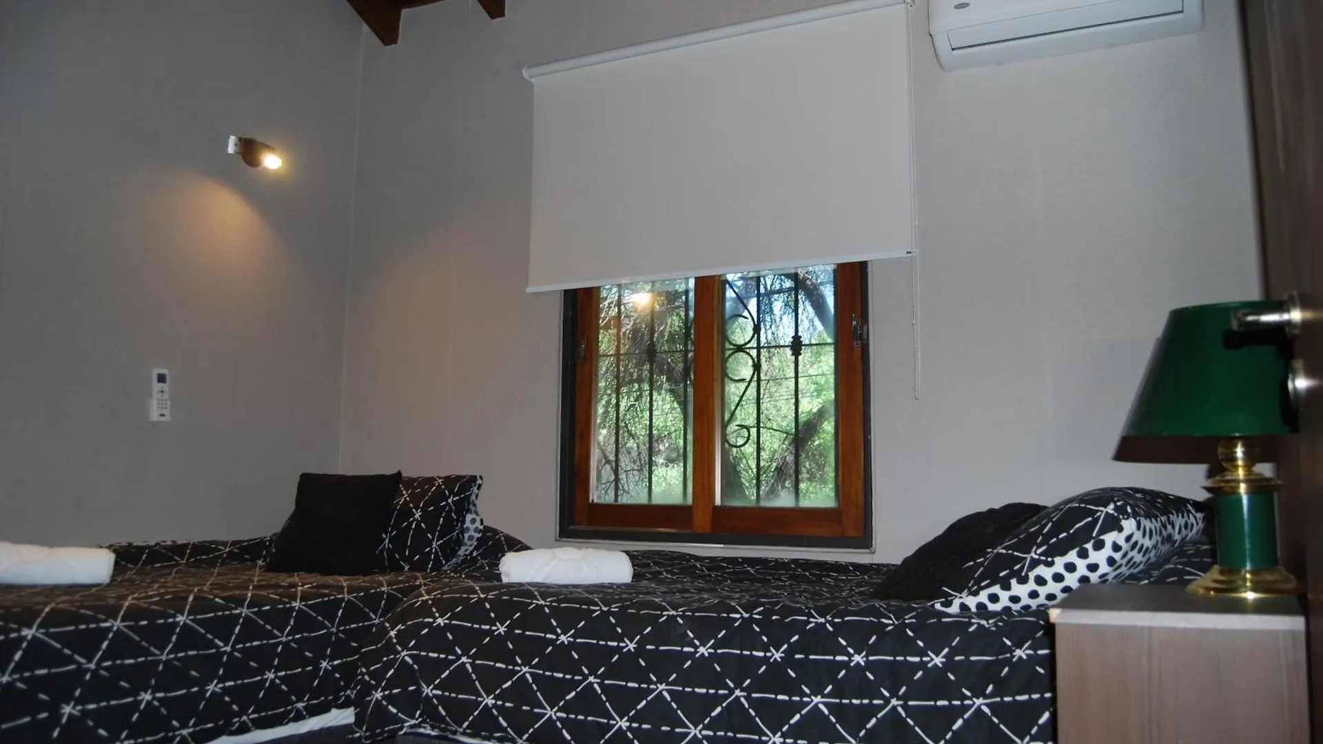 Cosmo Mendoza Suites Apartment