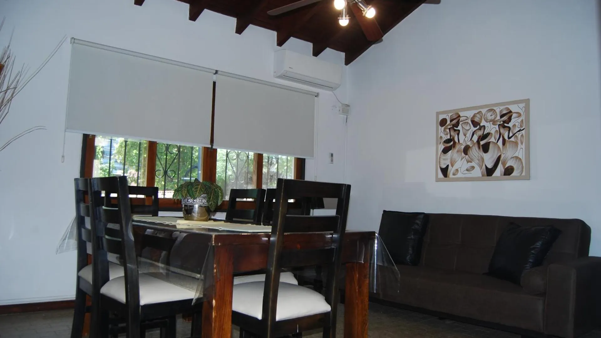 Cosmo Mendoza Suites Apartment